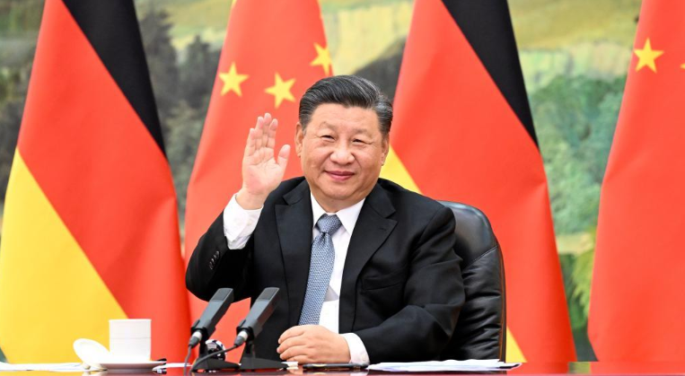 Xi Jinping s'entretient avec Angela Merkel par liaison vidéo