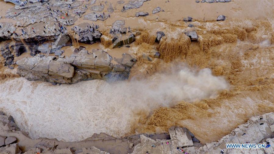 Superbes paysages de la cascade de Hukou du Fleuve Jaune