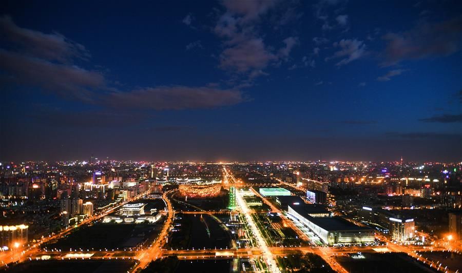 Beijing illuminée pour le Forum de ＂ la Ceinture et la Route ＂  pour la coopération internationale