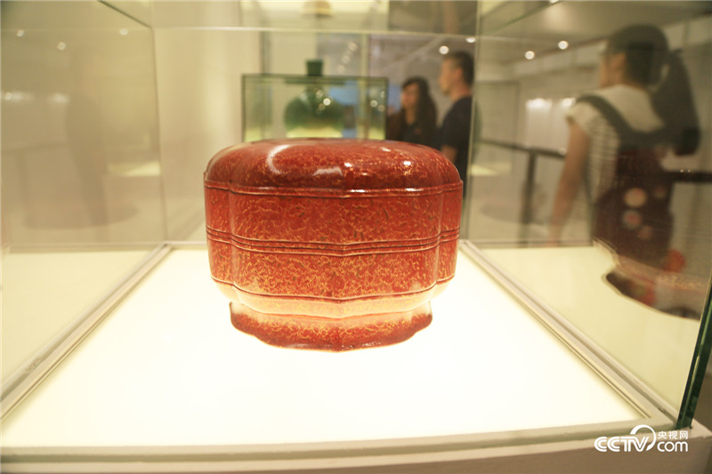 Beijing: une exposition célèbre l'artisanat traditionnel