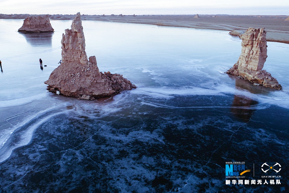 Qinghai : vue aérienne du bassin de Qaidam