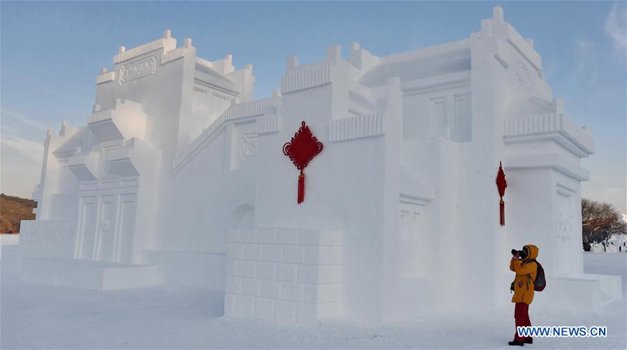 Chine : festival de sculptures sur neige au Jilin