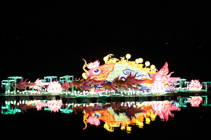 Kunming : une grande foire des lanternes pour la Fête du Printemps