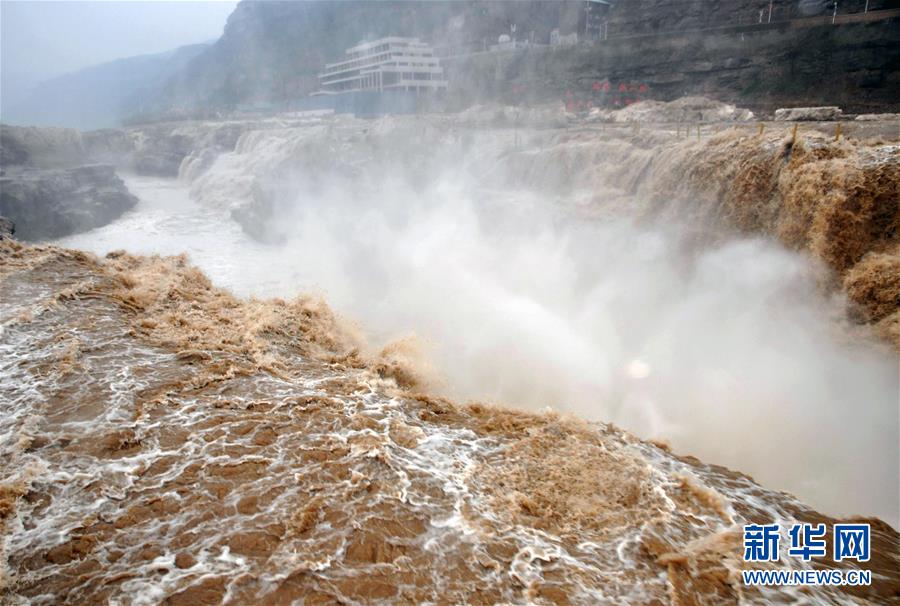 Shanxi : augmentation du débit d'eau à la cascade de Hukou