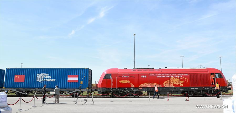 Le président autrichien qualifie la nouvelle ligne de train de marchandises Chine-Europe de symbole de la coopération sino-autrichienne