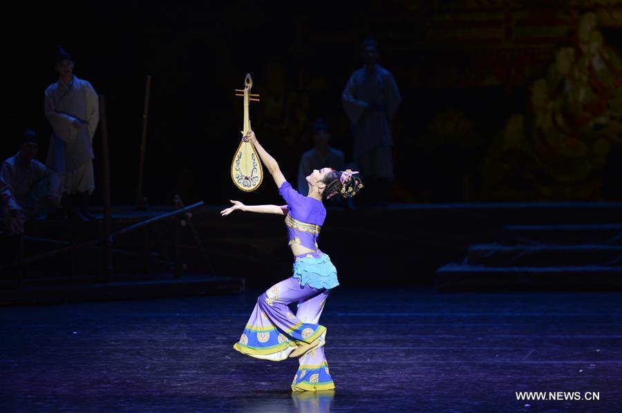 Chine : première du spectacle de danse "Route de la Soie"