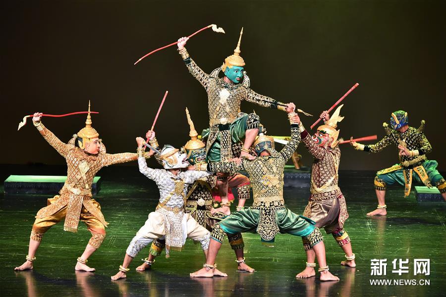 Des artistes cambodgiens invités à Beijing