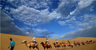 Gansu : les magnifiques paysages des « sables chantants » de Dunhuang