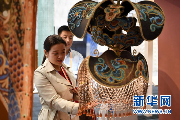 Chine : exposition sur la Route de la soie à Dunhuang