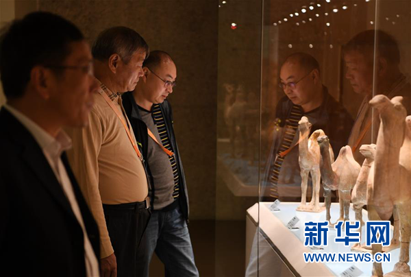 Chine : exposition sur la Route de la soie à Dunhuang