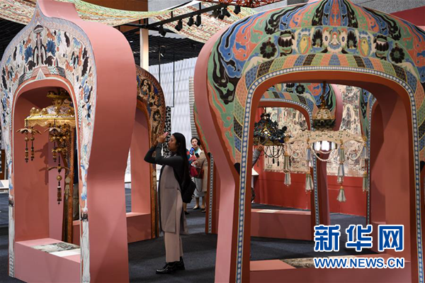 Chine : exposition sur la Route de la soie à Dunhuang