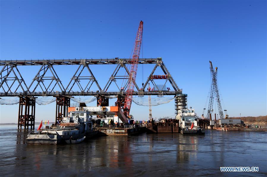 Achèvement du corps principal de la partie chinoise du 1er pont ferroviaire transfrontalier avec la Russie