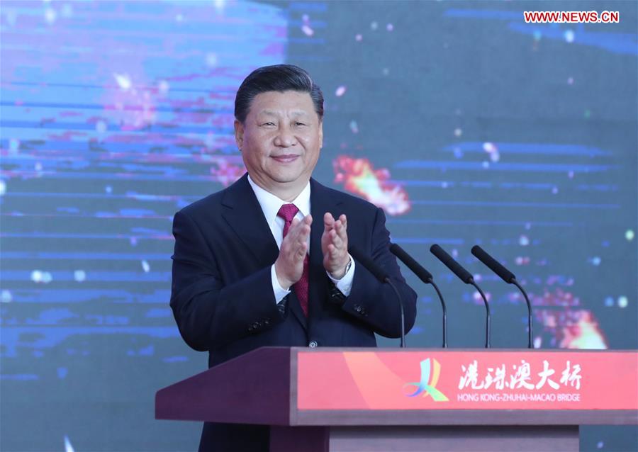 Xi Jinping annonce l'ouverture du pont Hong Kong-Zhuhai-Macao