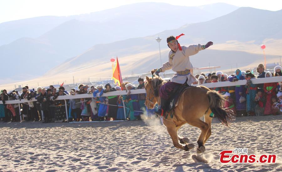 Début de la foire du Naadam d'hiver en Mongolie intérieure