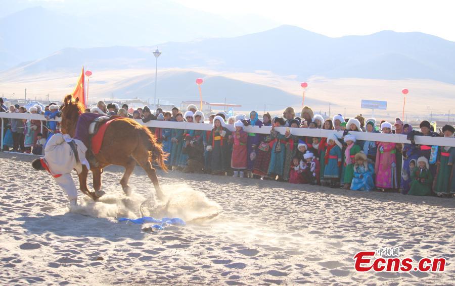 Début de la foire du Naadam d'hiver en Mongolie intérieure