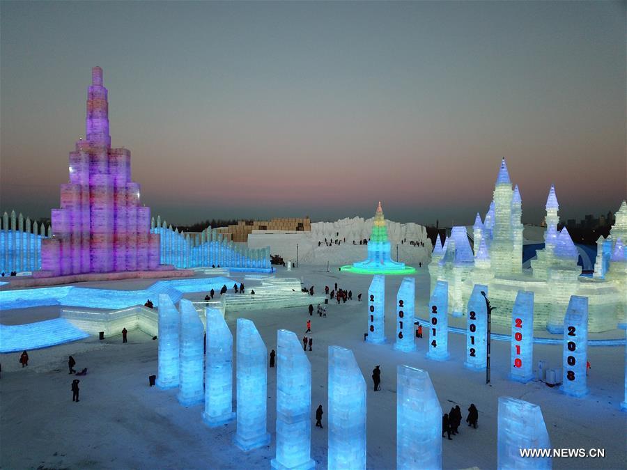 Ouverture du "Monde de neige et de glace" à Harbin