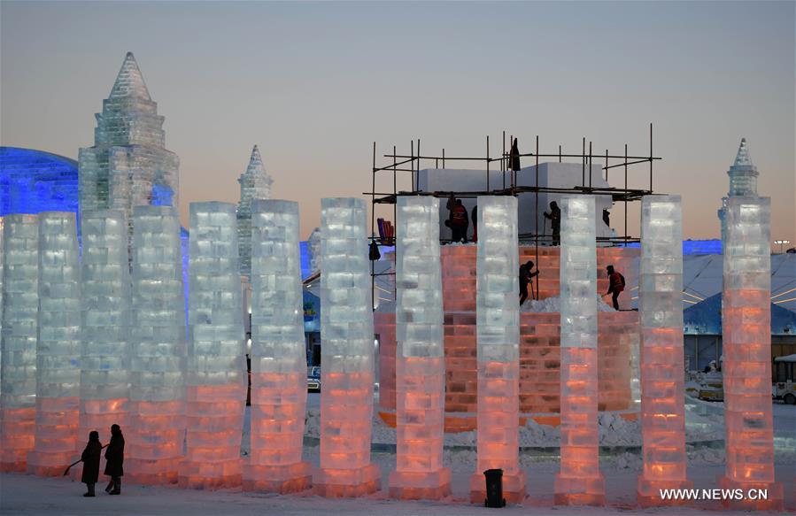 Ouverture du "Monde de neige et de glace" à Harbin