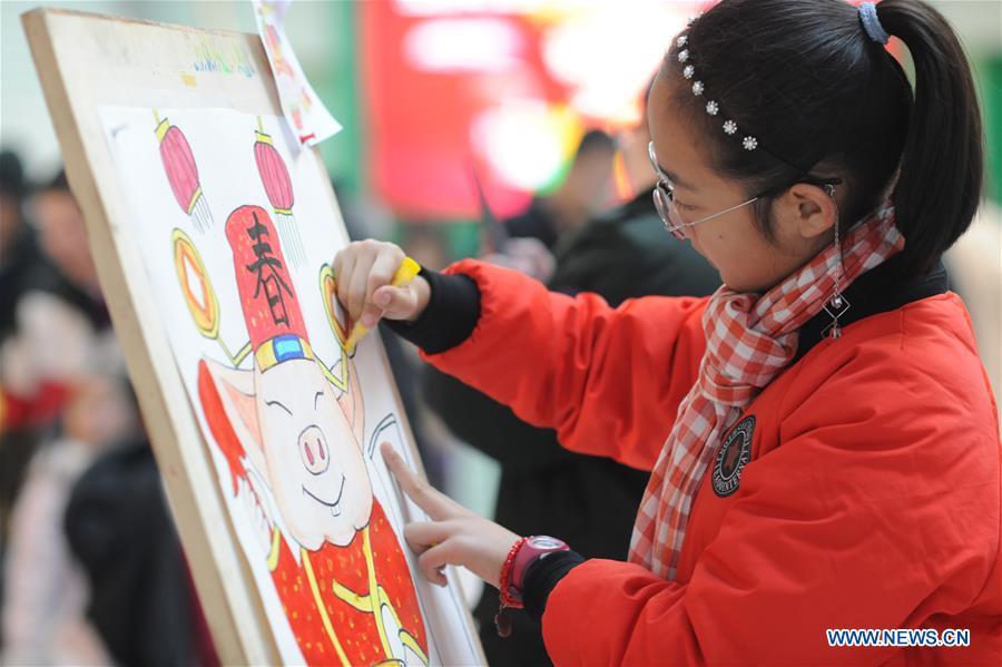 Les décorations de la fête du Printemps vues à travers la Chine