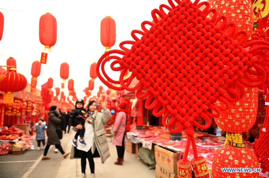 Les décorations de la fête du Printemps vues à travers la Chine