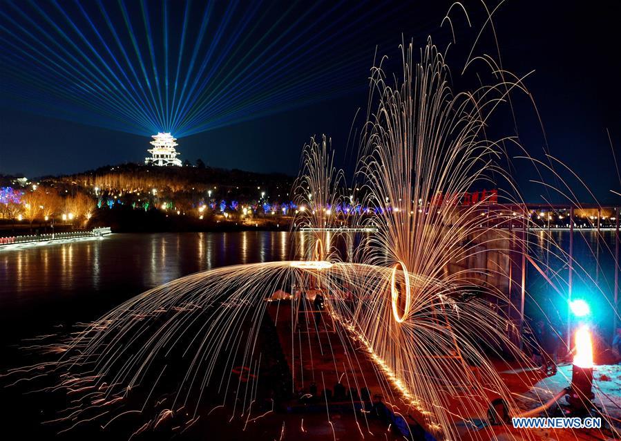 Chine : célébrations pour la fête des Lanternes