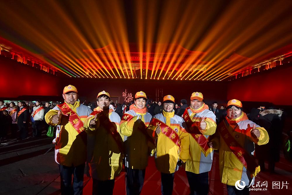 Beijing : la Cité Interdite organise sa première foire aux lanternes depuis 94 ans