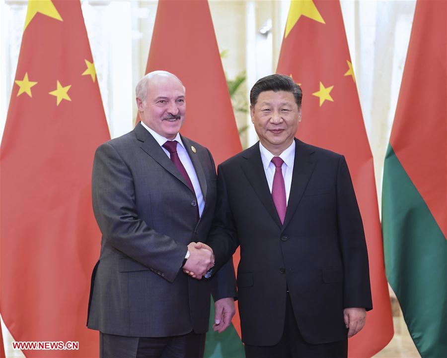 (FCR) Xi Jinping rencontre les dirigeants de divers pays  et les chefs d'organisations internationales