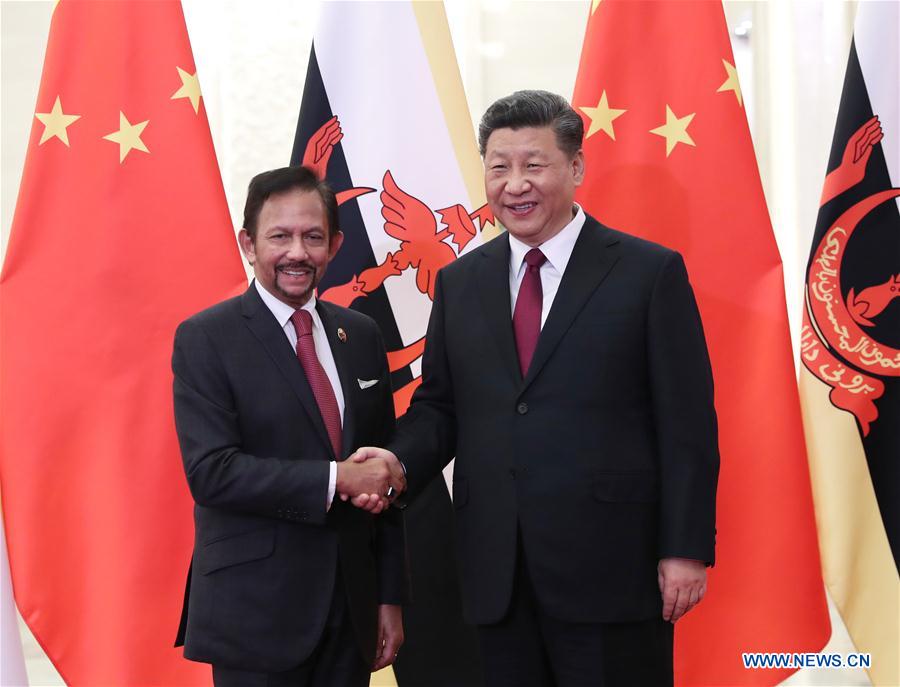 (FCR) Xi Jinping rencontre les dirigeants de divers pays  et les chefs d'organisations internationales