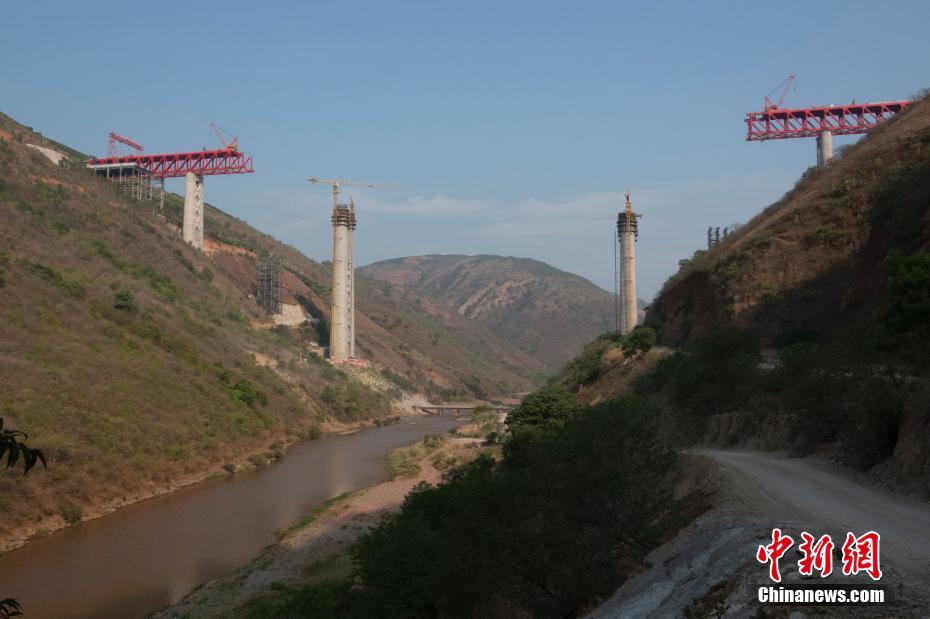 Chemin de fer Yuxi-Vientiane : accélération de la construction du tronçon chinois