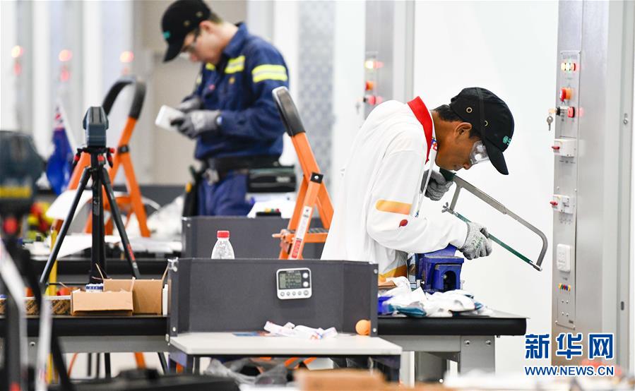 Chongqing : tenue d'un concours de compétences techniques de « La Ceinture et la Route »