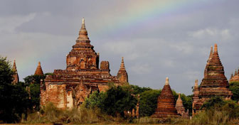 Pagodes au Myanmar