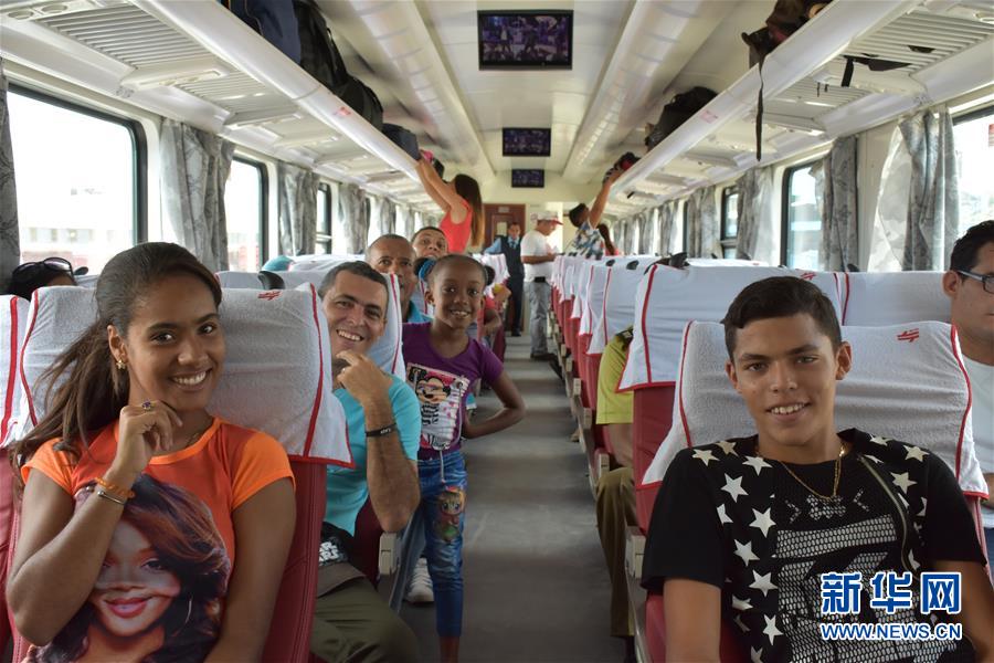 Mise en service d’un train chinois à Cuba