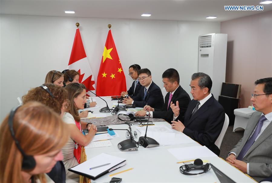 Le ministre chinois des AE rencontre ses homologues de Malaisie, de Mongolie, du Timor-Leste, du Canada et d'Australie