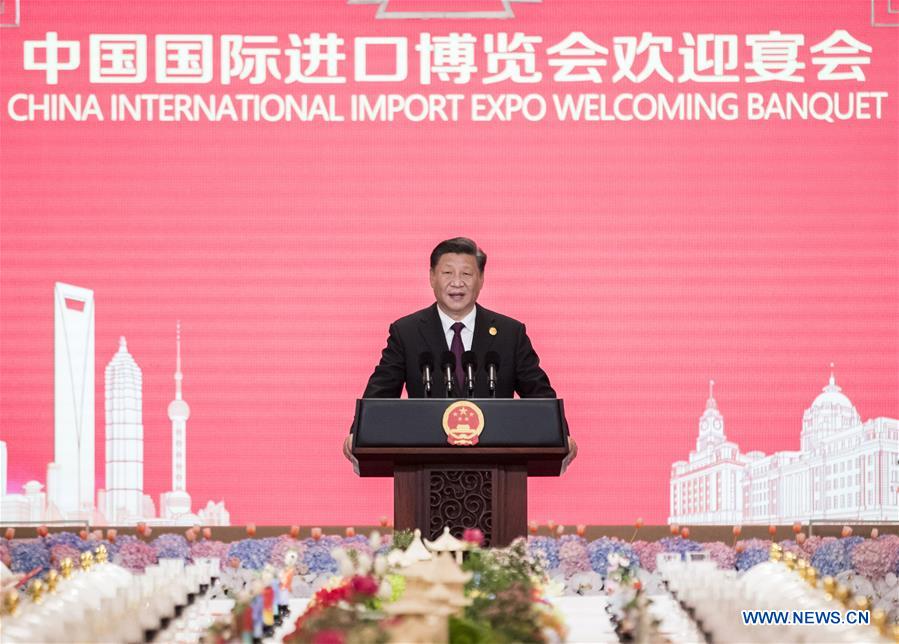 Xi Jinping offre un banquet aux invités participant à la CIIE