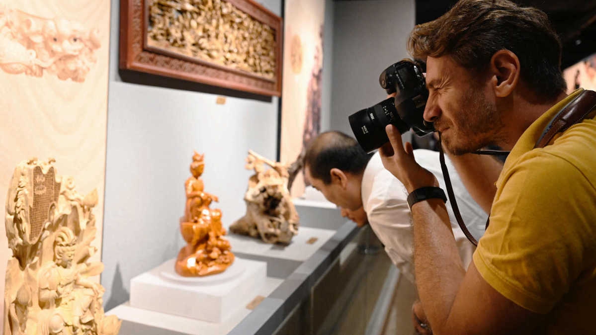 Ouverture d’une exposition sur le patrimoine culturel immatériel le long de la Route de la Soie maritime à Quanzhou