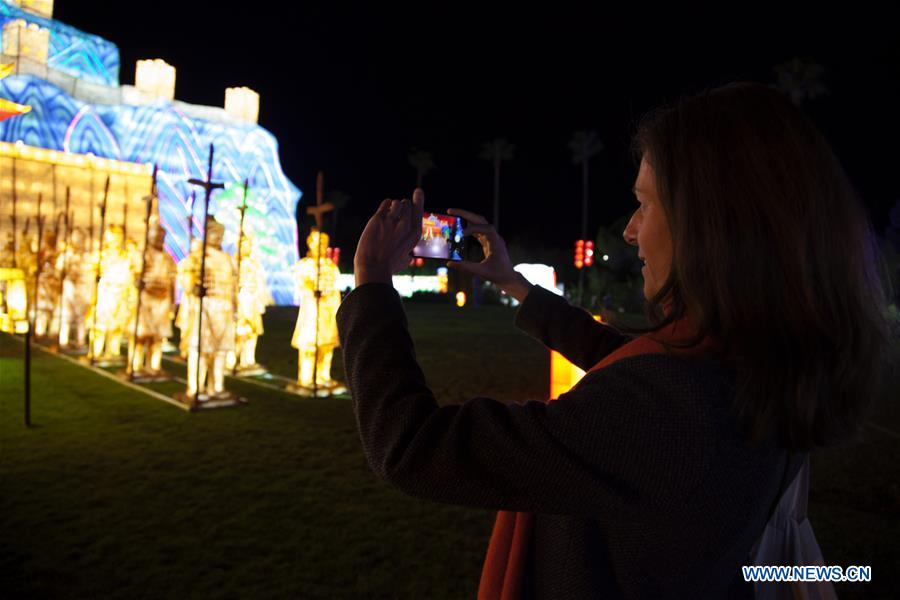 France : la Côte d'Azur illuminée par des lanternes chinoises traditionnelles