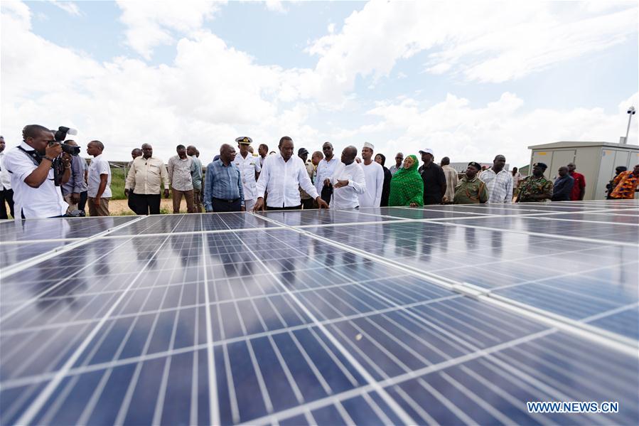 Le Kenya inaugure une centrale solaire construite par la Chine