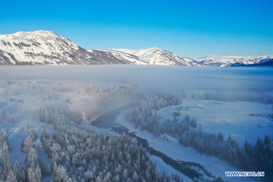 Chine : paysage hivernal de Kanas dans le Xinjiang