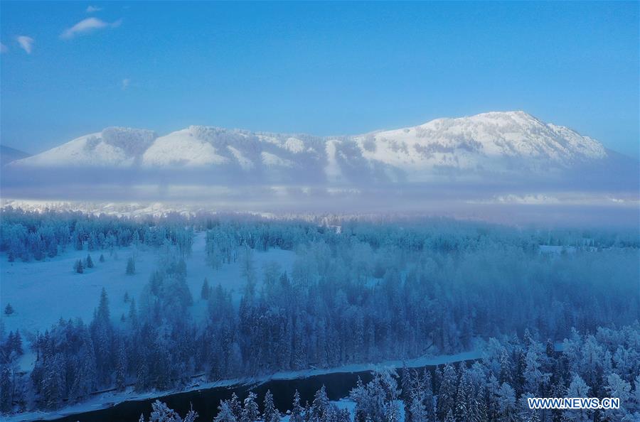 Chine : paysage hivernal de Kanas dans le Xinjiang