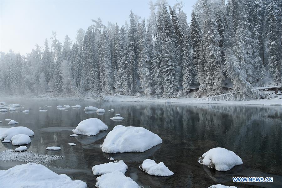 Chine : paysage hivernal de Kanas dans le Xinjiang