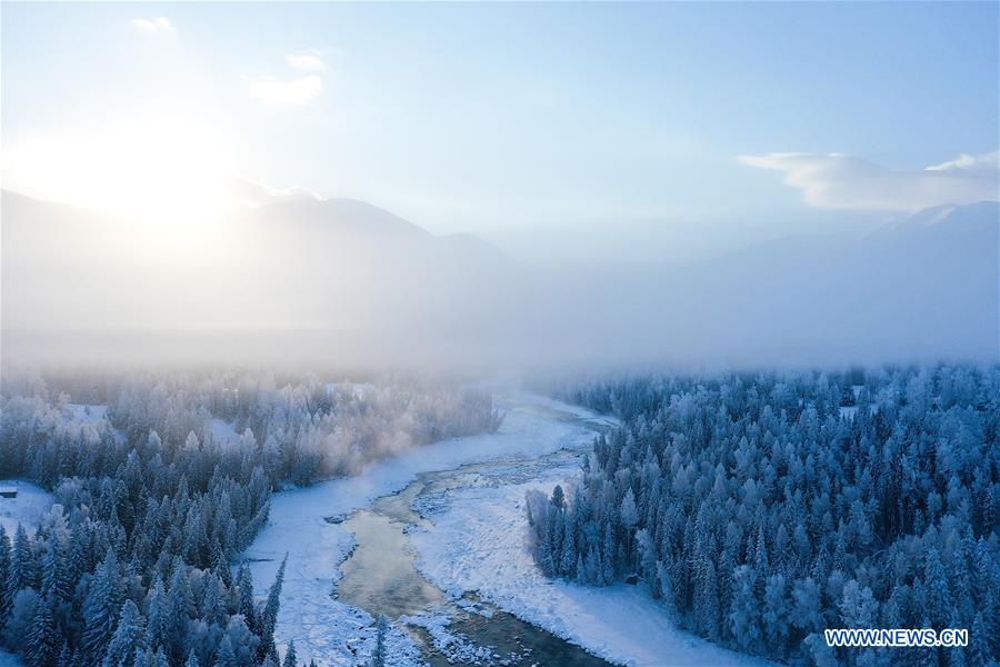 Chine : paysage hivernal de Kanas dans le Xinjiang