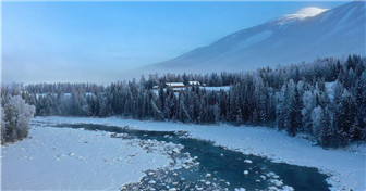 Chine : paysage hivernal de Kanas dans le Xinjiang