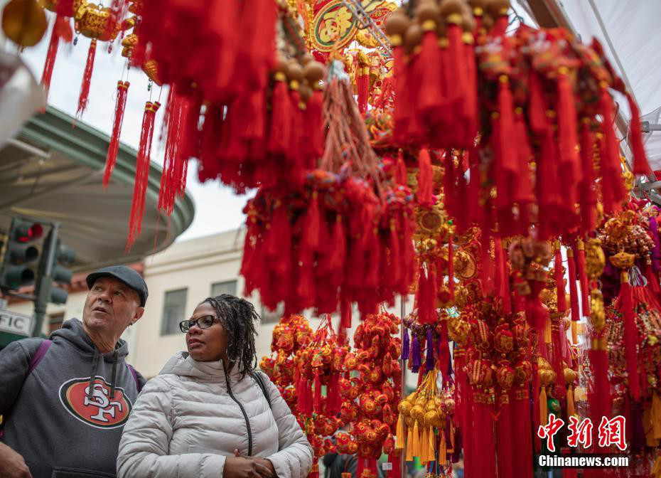 San Francisco : le quartier de Chinatown se prépare pour le Nouvel An chinois