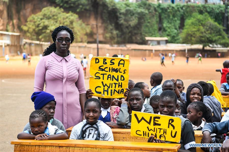 Kenya : soutien des élèves kenyans à la lutte contre l'épidémie en Chine 