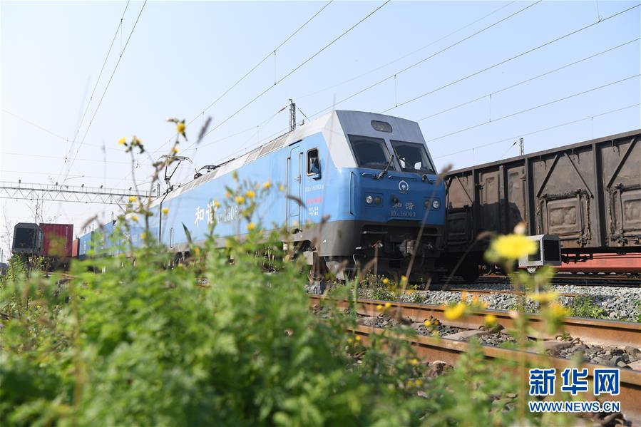 Les trains de marchandises Chine-Europe reprennent leurs activités régulières dans le sud-ouest de la Chine