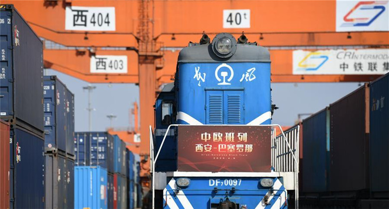 Chine : lancement d'une nouvelle ligne de fret ferroviaire Chine-Europe dans le nord-ouest