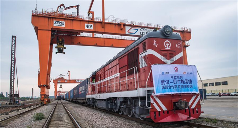 Un train de fret Chine-Europe transporte des fournitures contre l'épidémie en Serbie