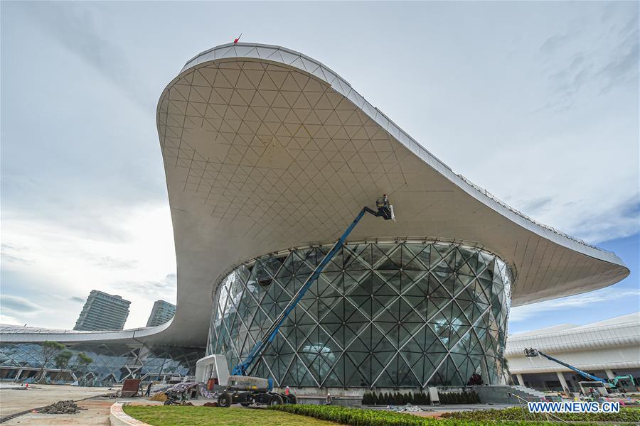 Chine : construction du Centre international de convention et d'exposition de Hainan