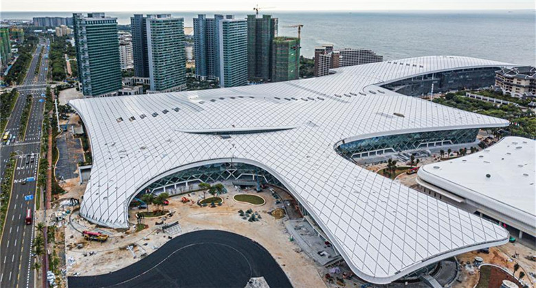 Chine : construction du Centre international de convention et d'exposition de Hainan