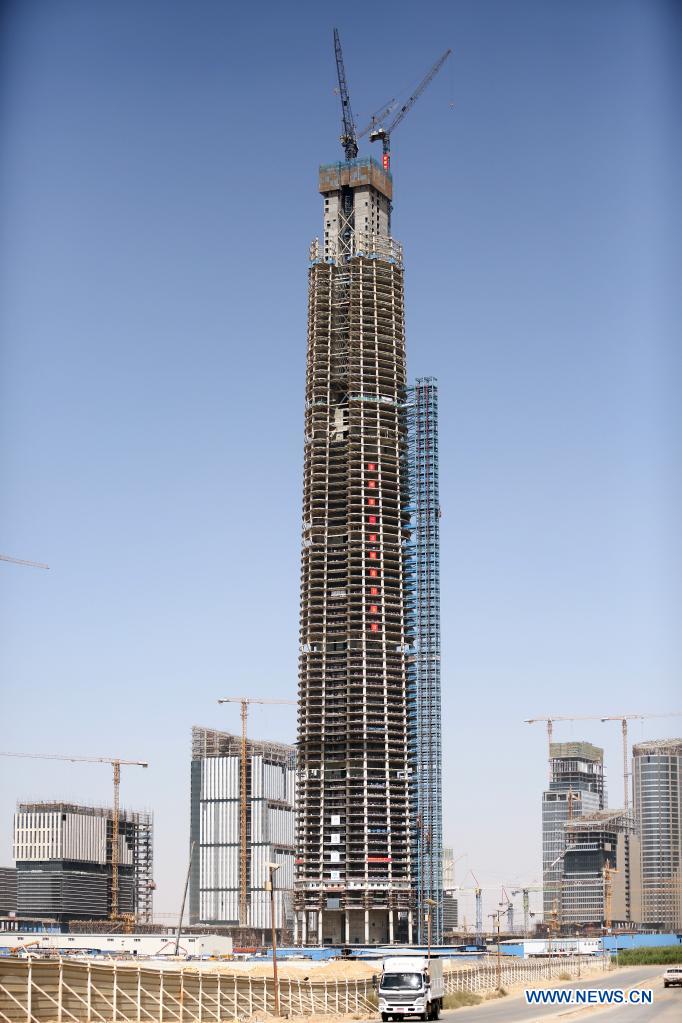 Le plus haut gratte-ciel d'Afrique construit par la Chine inauguré dans la nouvelle capitale administrative égyptienne