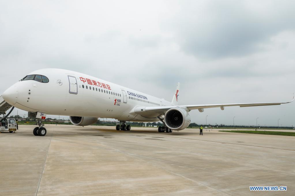 Airbus commence ses livraisons d'A350 en Chine